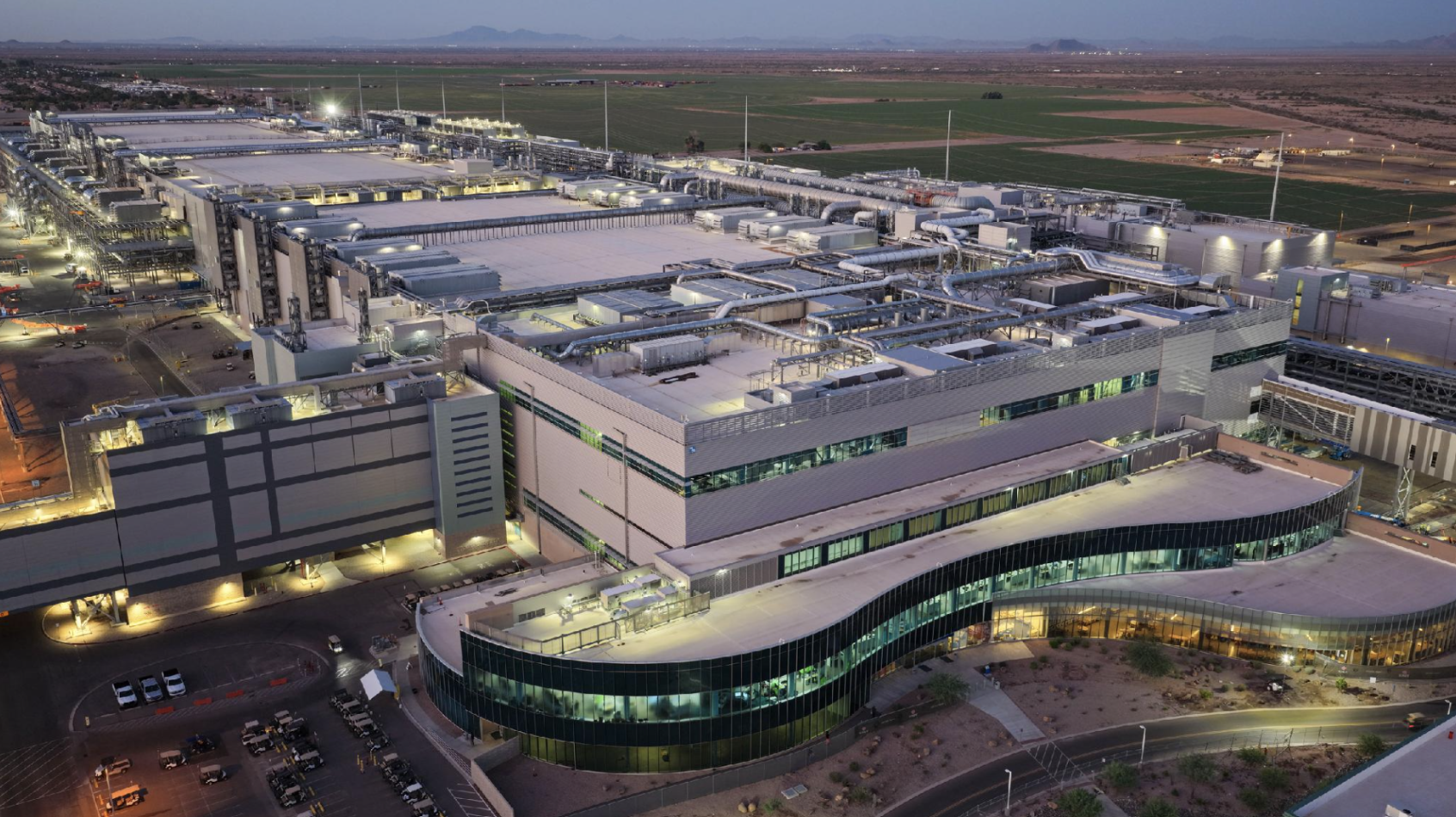 Intel’s Ocotillo campus in Chandler, Arizona. Intel posted its strongest revenue growth in over 15 years. Source: Tom’s Hardware.